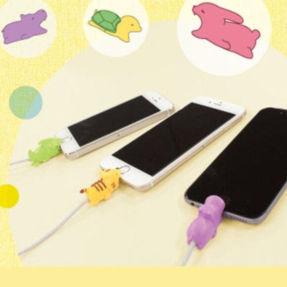 Blue Shark Cable Bite for Apple Lightning Cable - Picture 3 of 5